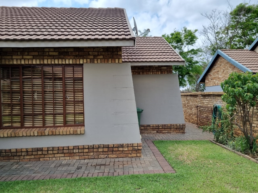 3 Bedroom Property for Sale in Waterval East North West